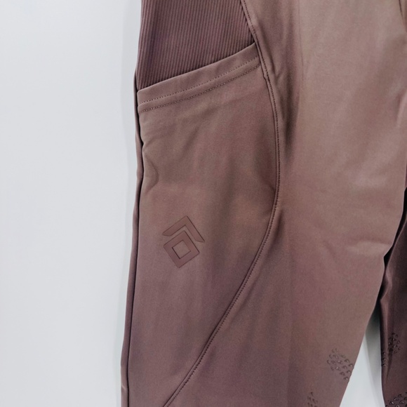 AZTEC DIAMOND FAWN CORE LEGGINGS KNEE CAP NEW - Picture 3 of 14